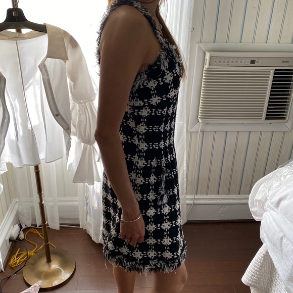 CHANEL tweed dress - Picture 5 of 7